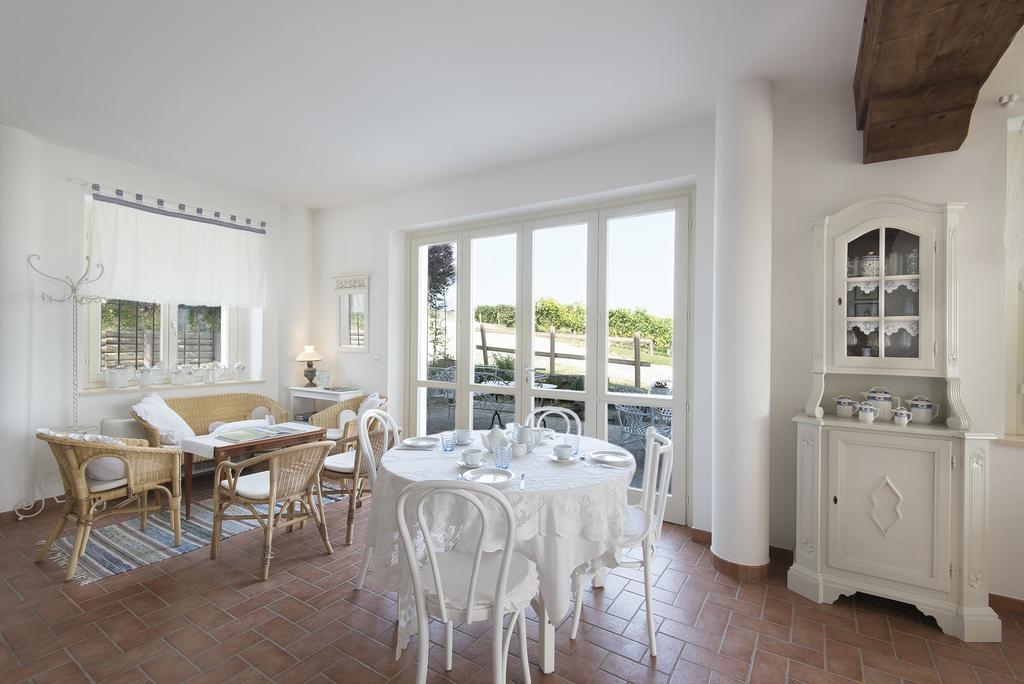 Agriturismo Albarossa Nizza Monferrato Kültér fotó